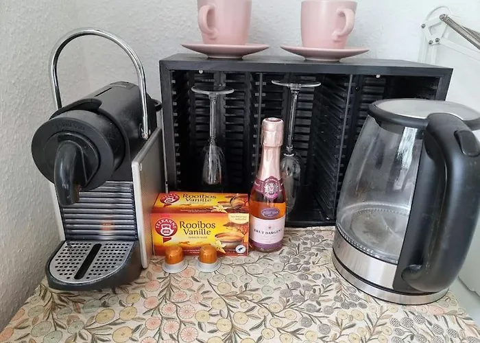 Private With Large Bed -netflix And Projector Accommodatie bij particulieren